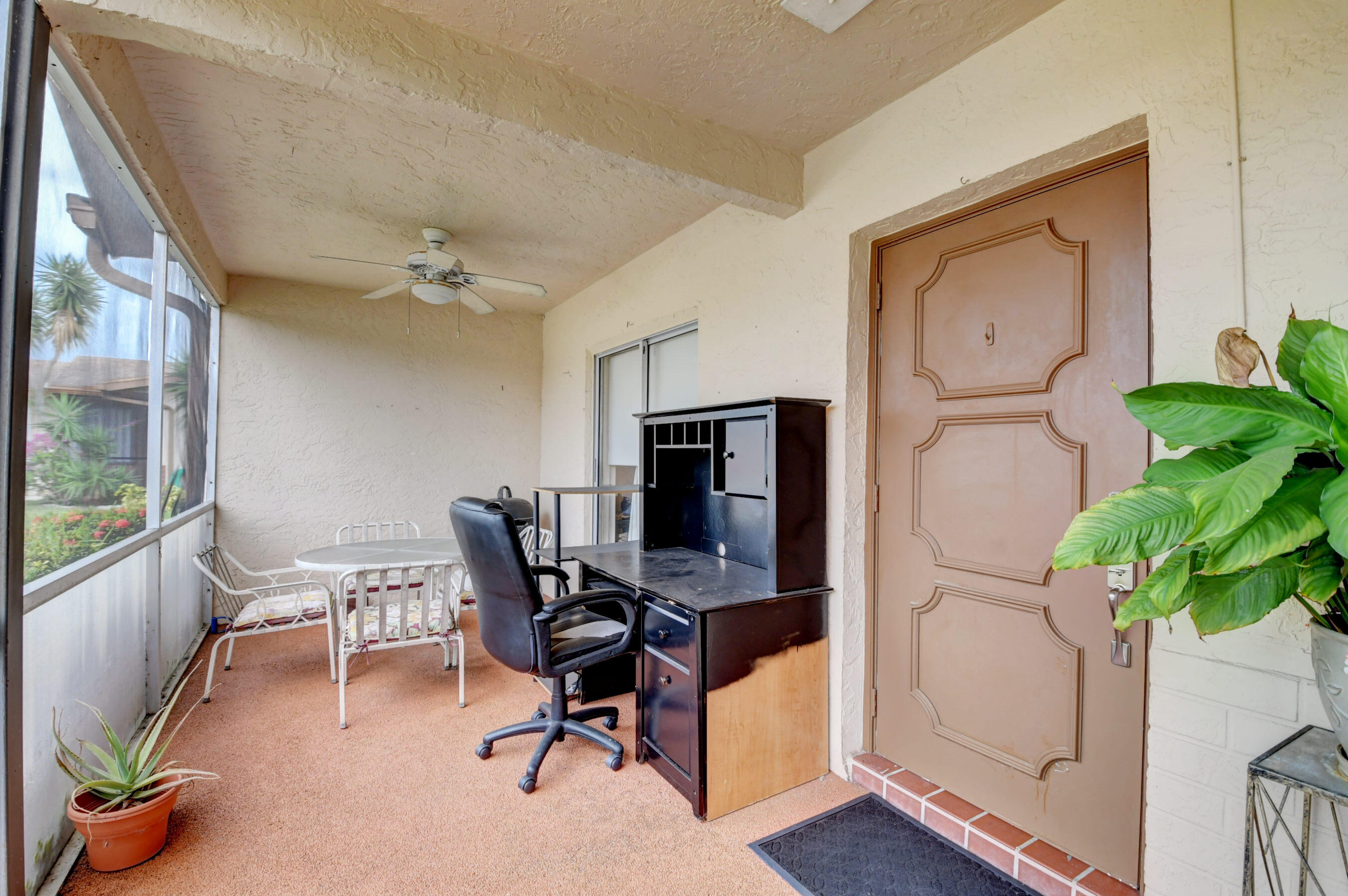 5741 Wanda Lane Delray Beach, FL 33484 - Photo 2 of 26 02_dsc_10001 (998)_999)_1000)_1001)_1002