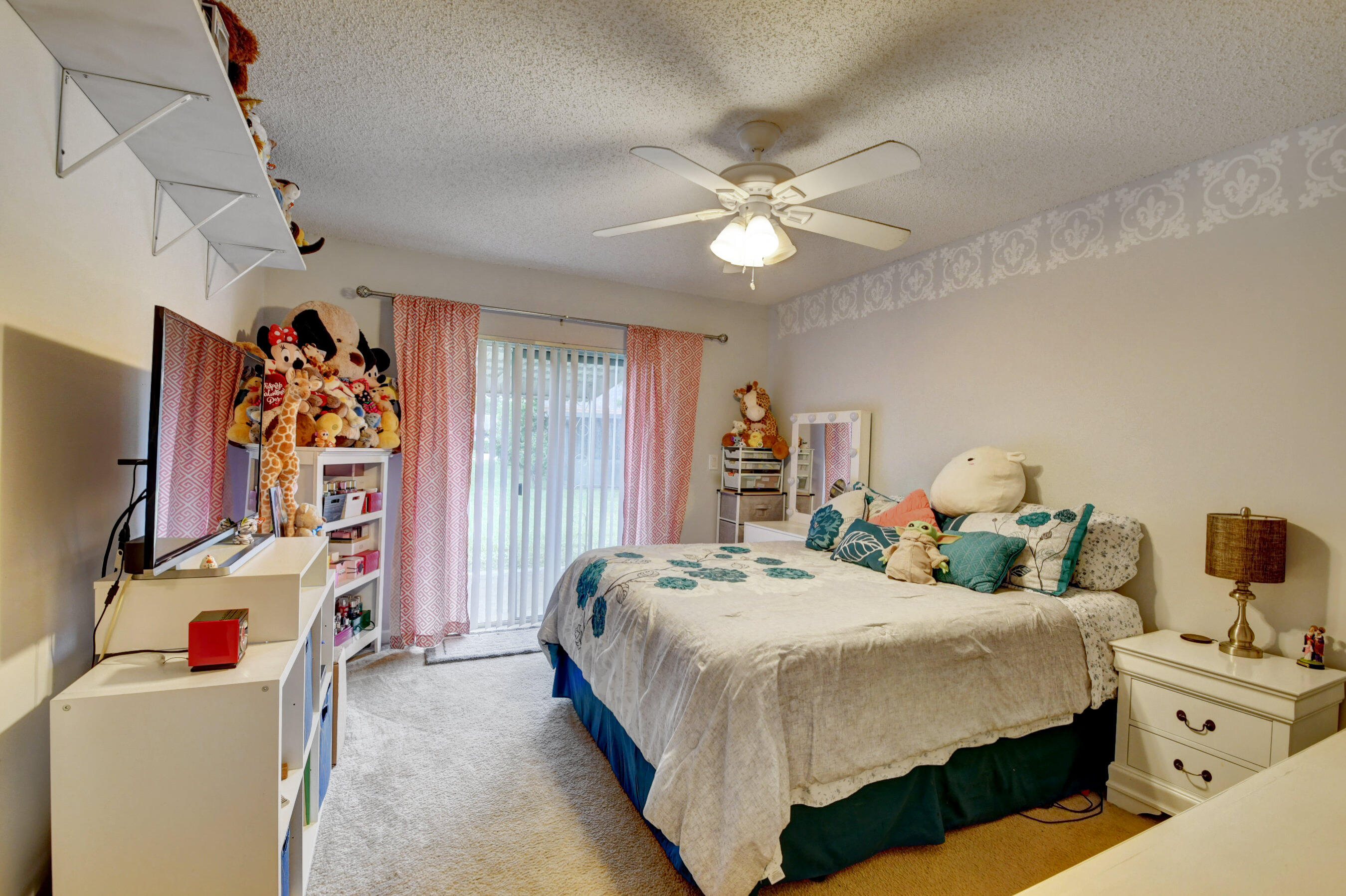 5741 Wanda Lane Delray Beach, FL 33484 - Photo 22 of 26 03_dsc_10001 (1008)_09)_10)_11)_12)