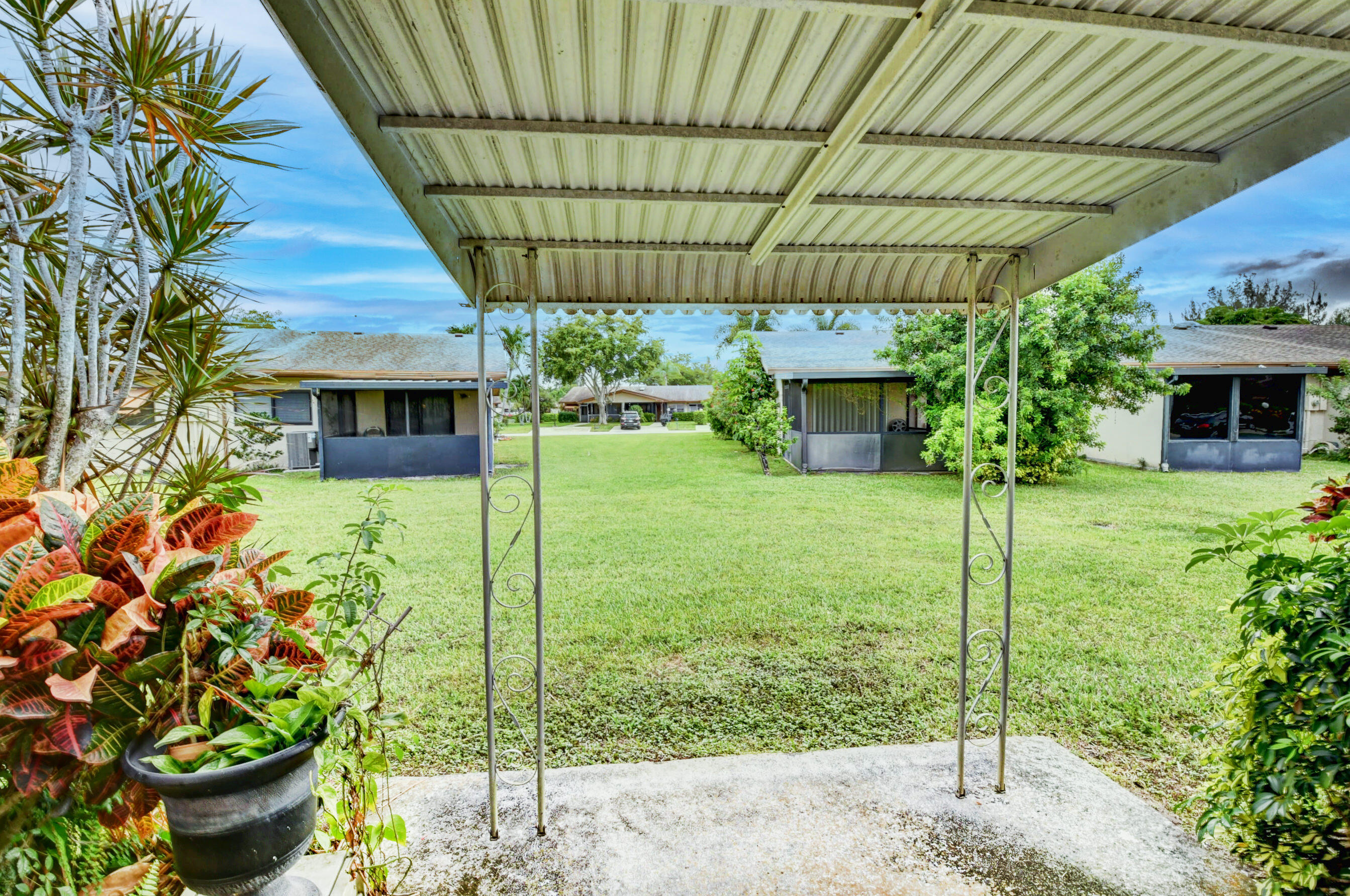 5741 Wanda Lane Delray Beach, FL 33484 - Photo 24 of 26 05_dsc_10001 (1023)_4)_5)_6)_7)
