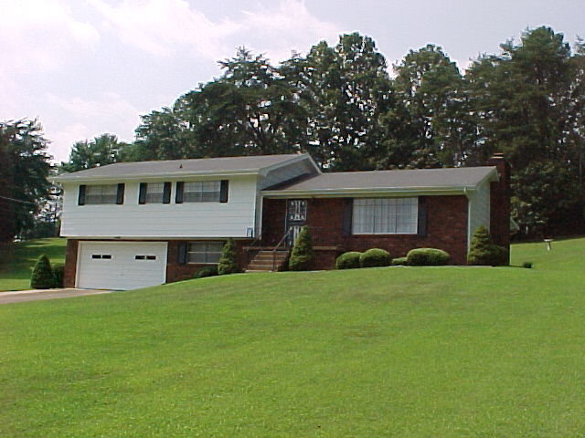 6305 Wilder Road Hixson, TN 37343 - Photo 1 of 9 Primary Photo