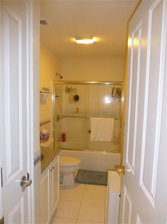 218 Rangeway Road, Unit 274 Billerica, MA 01862 - Photo 20 of 27 a bathroom with a shower