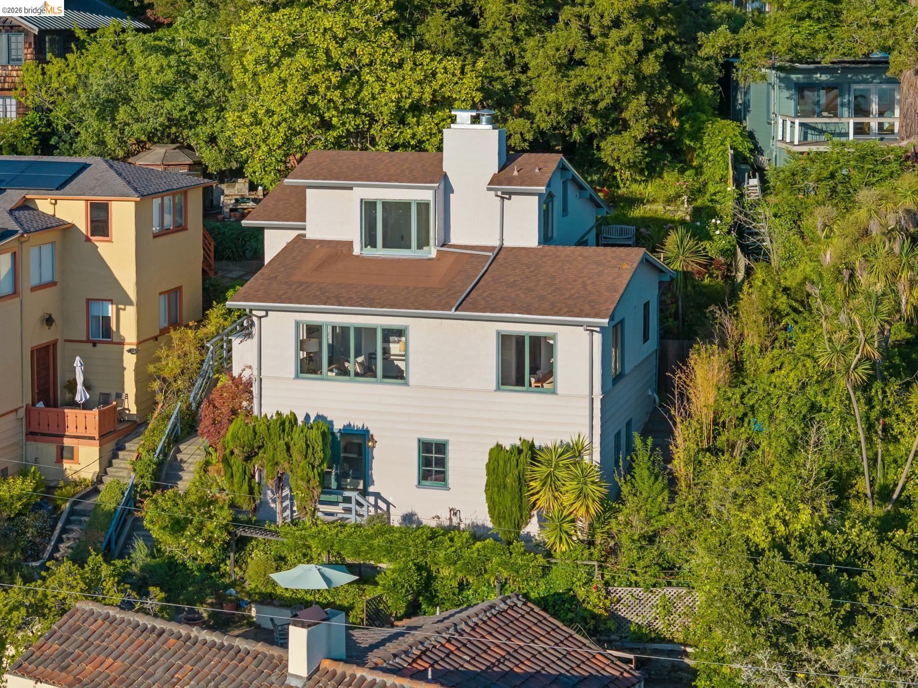 8 Mosswood Road Berkeley, CA 94704 - Photo 2 of 50