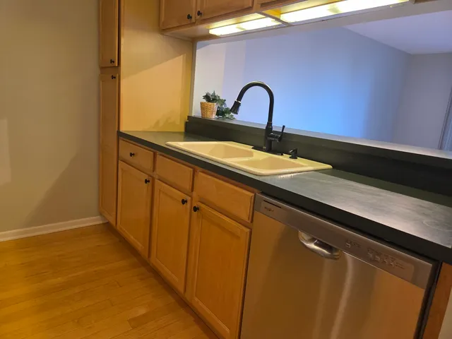 a close view of sink and tap