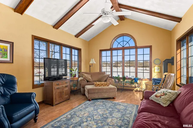 $449,900 | 2110 Highwood Avenue, Pekin, IL 61554