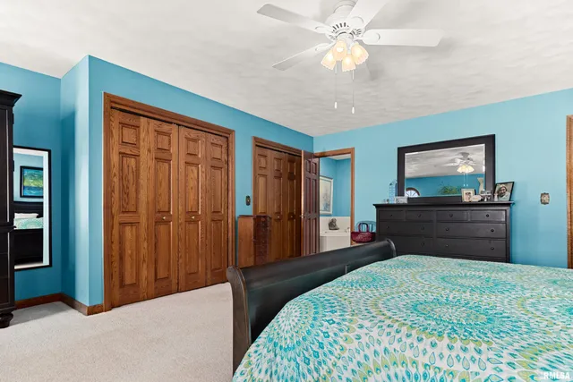 $449,900 | 2110 Highwood Avenue, Pekin, IL 61554