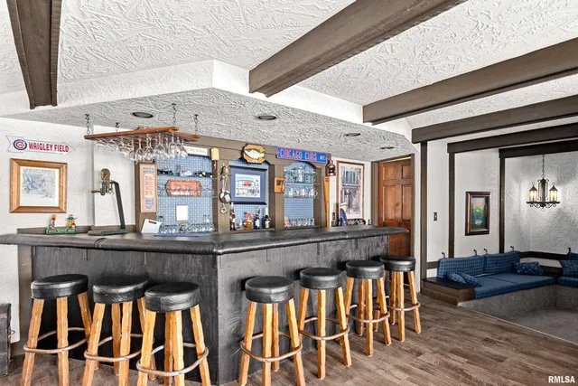 $449,900 | 2110 Highwood Avenue, Pekin, IL 61554