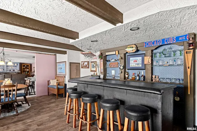 $449,900 | 2110 Highwood Avenue, Pekin, IL 61554