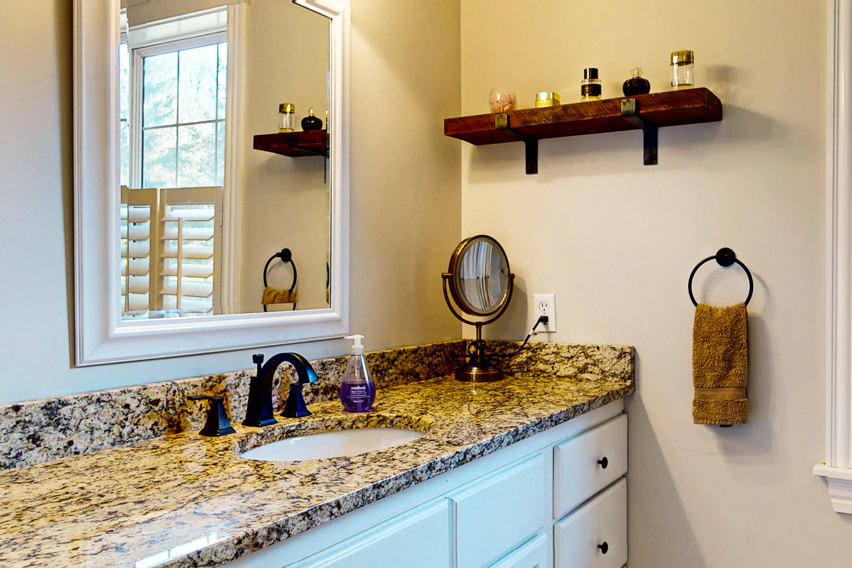 289 Fickett Road Pownal, ME 04069 - Photo 24 of 39 Bathroom