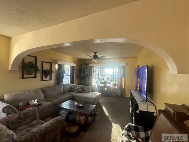 $324,000 | 295 S Boulevard, Idaho Falls, ID 83401