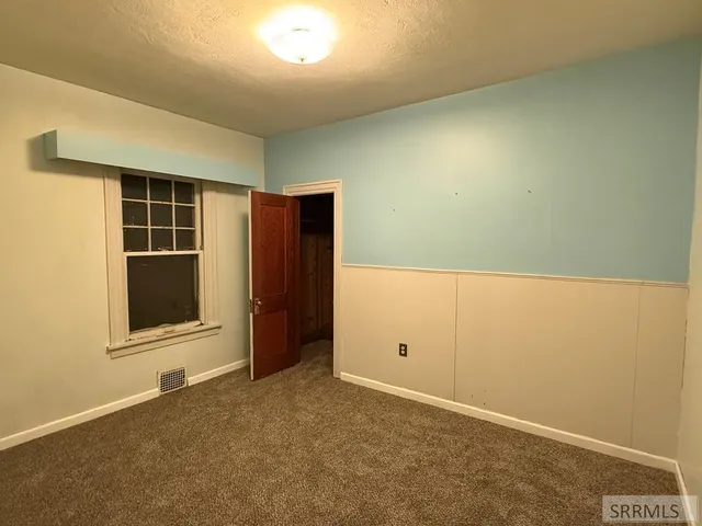 $324,000 | 295 S Boulevard, Idaho Falls, ID 83401