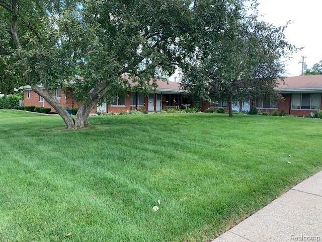 24301 Kelly Road, Unit 103 Eastpointe, MI 48021 - Photo 6 of 17 Unit.jpg