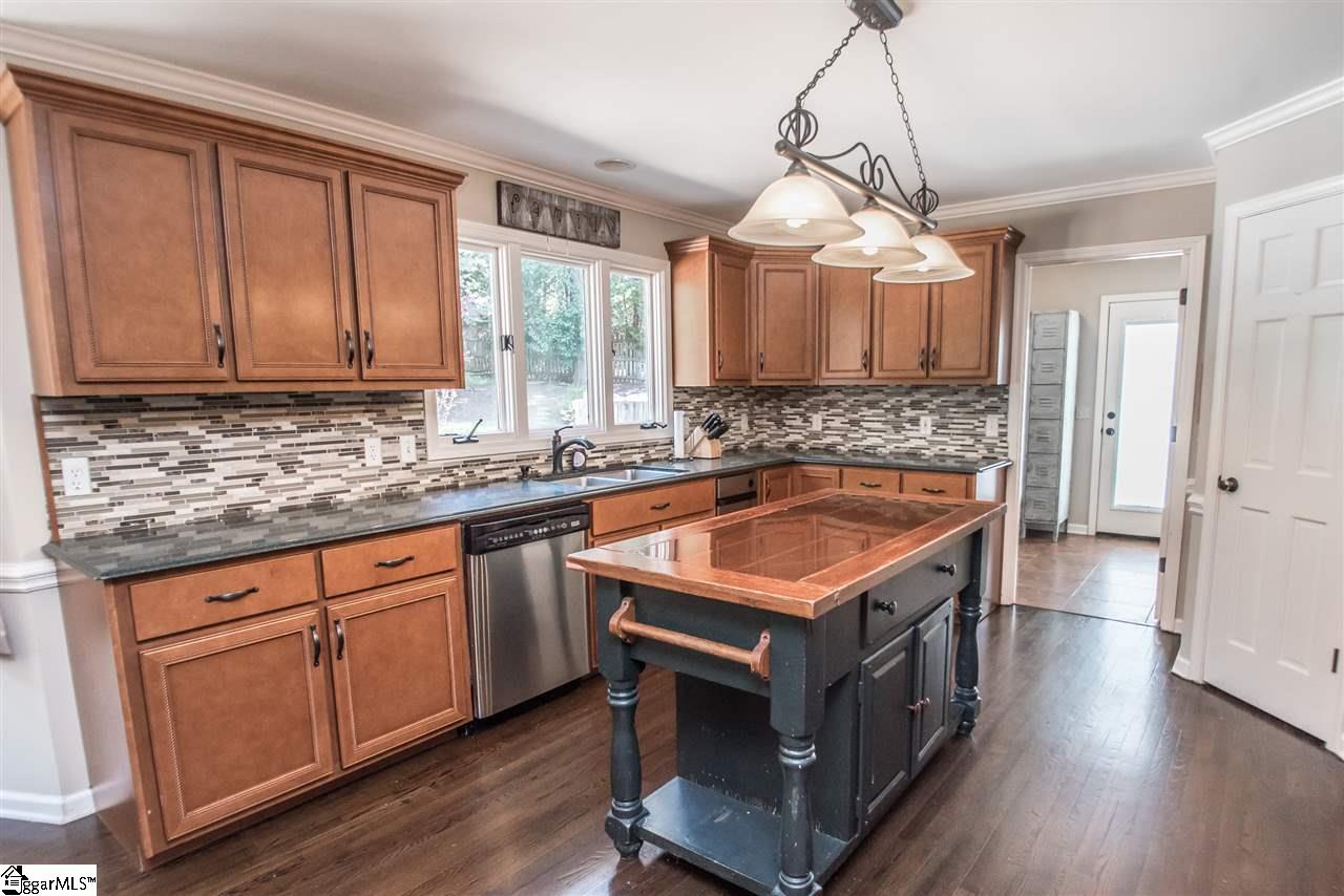 209 Fairfax Road Easley, SC 29642 - Photo 11 of 33 Gallery Image 11