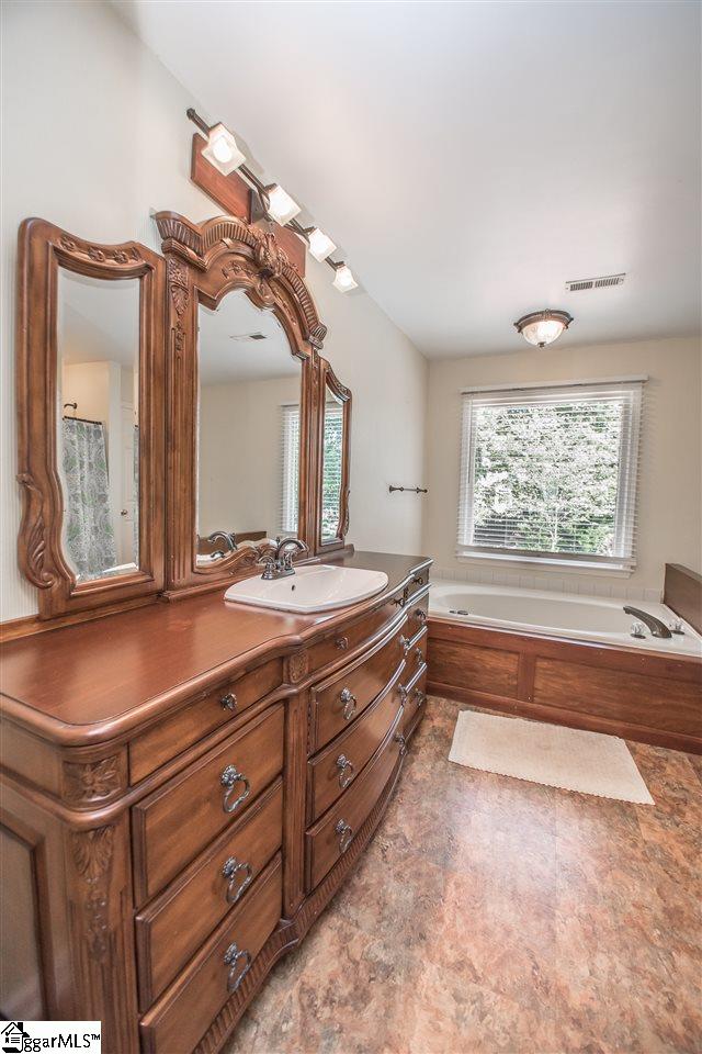 209 Fairfax Road Easley, SC 29642 - Photo 24 of 33 Gallery Image 24