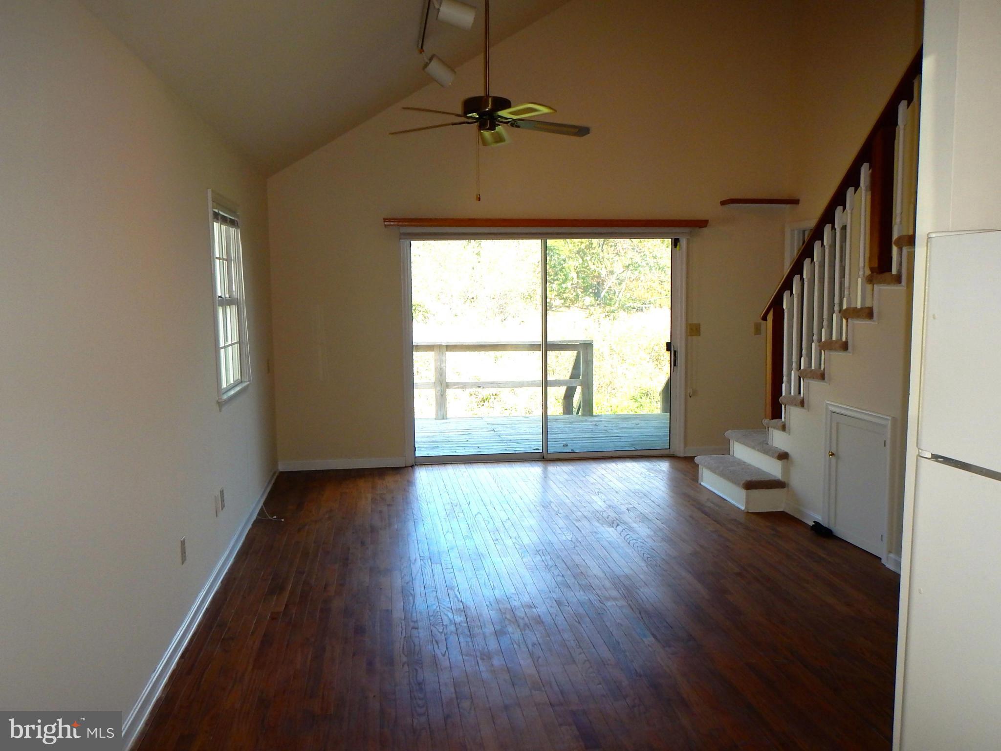 118 Riverside Terrace, Unit 8 Chestertown, MD 21620 - Photo 15 of 29 Family Room