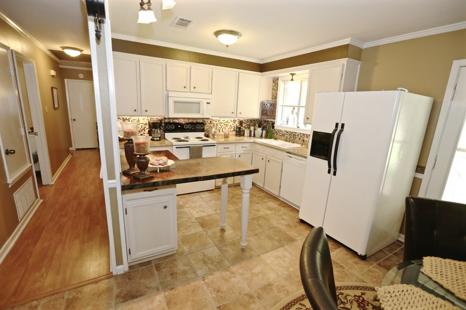 115 Springridge Drive Brandon, MS 39042 - Photo 7 of 18 Photo 7