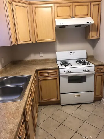 $2,125,000 | 1168 East 37th Street, Long Beach, CA 90807