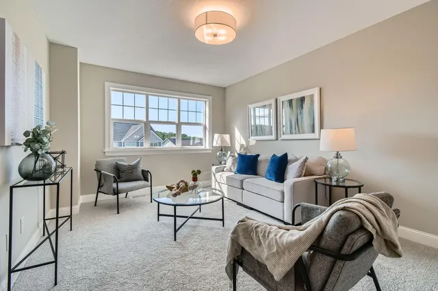 $825,000 | 7317 Agate Trail, Inver Grove Heights, MN 55077