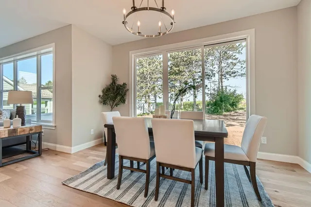 $825,000 | 7317 Agate Trail, Inver Grove Heights, MN 55077