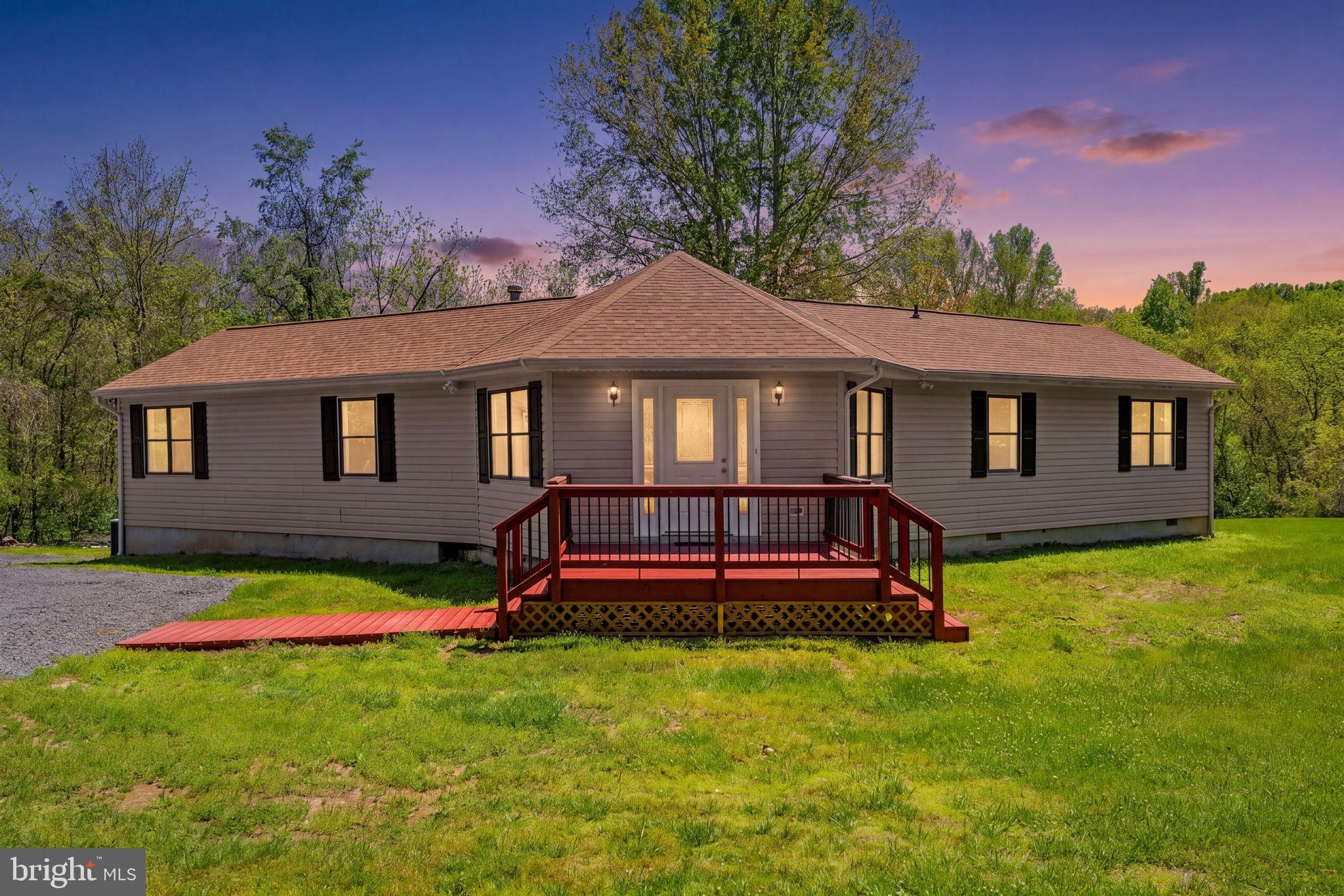 8265 Opal Road Warrenton, VA 20186 - Photo 1 of 70