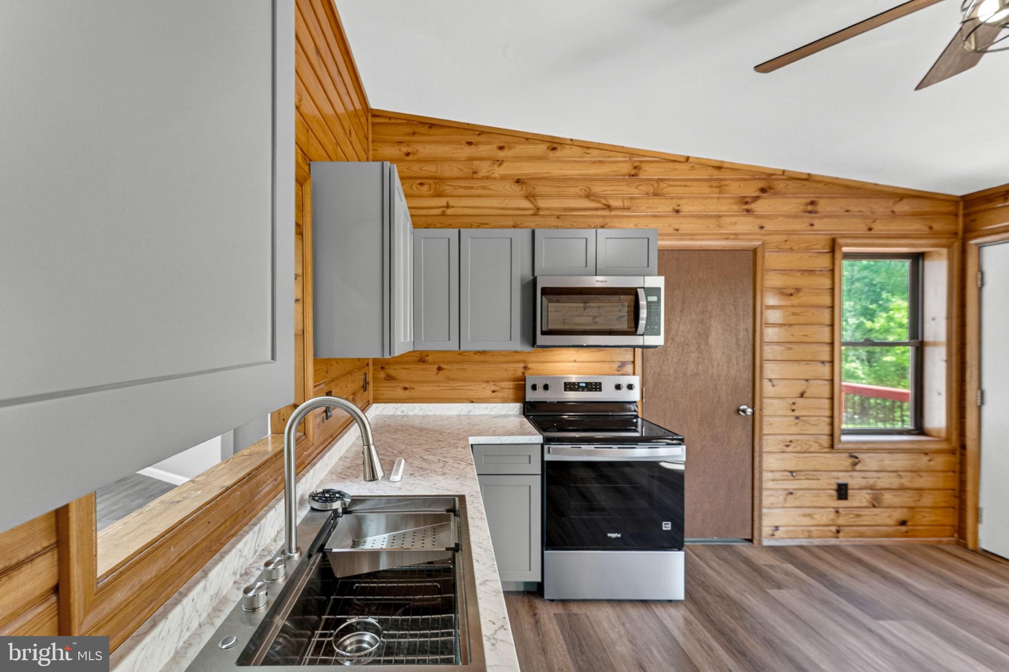 8265 Opal Road Warrenton, VA 20186 - Photo 14 of 70