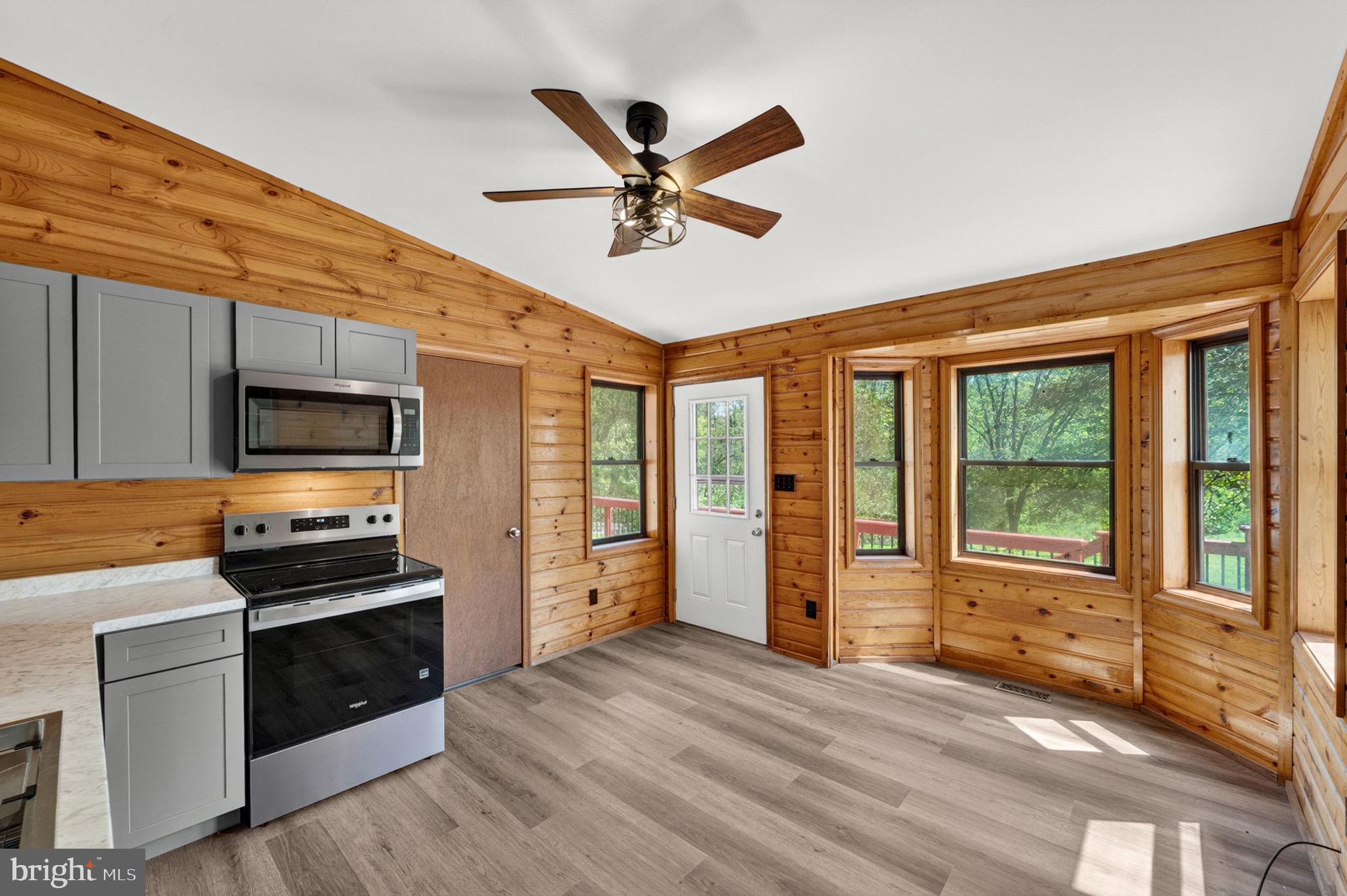 8265 Opal Road Warrenton, VA 20186 - Photo 15 of 70