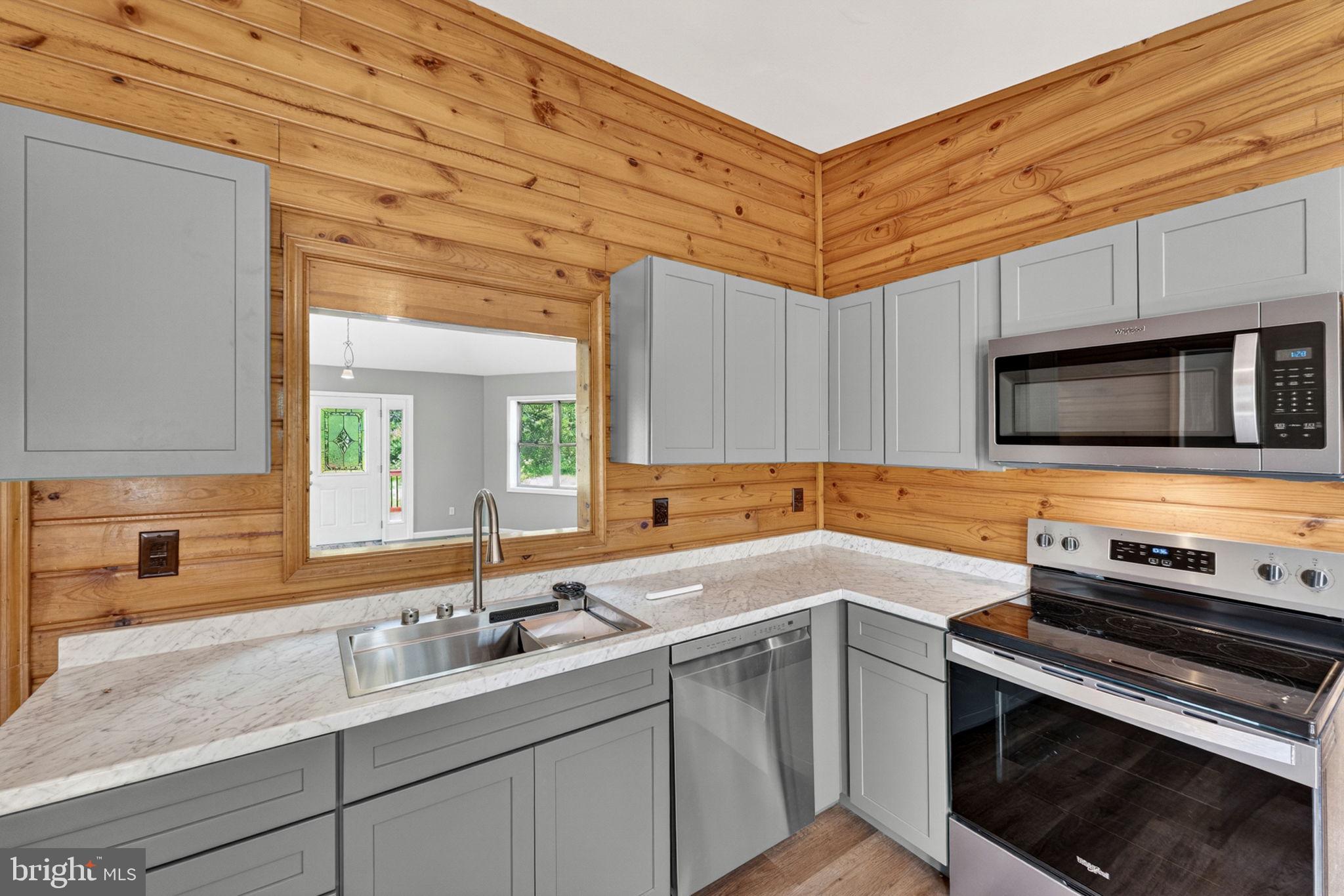 8265 Opal Road Warrenton, VA 20186 - Photo 17 of 70