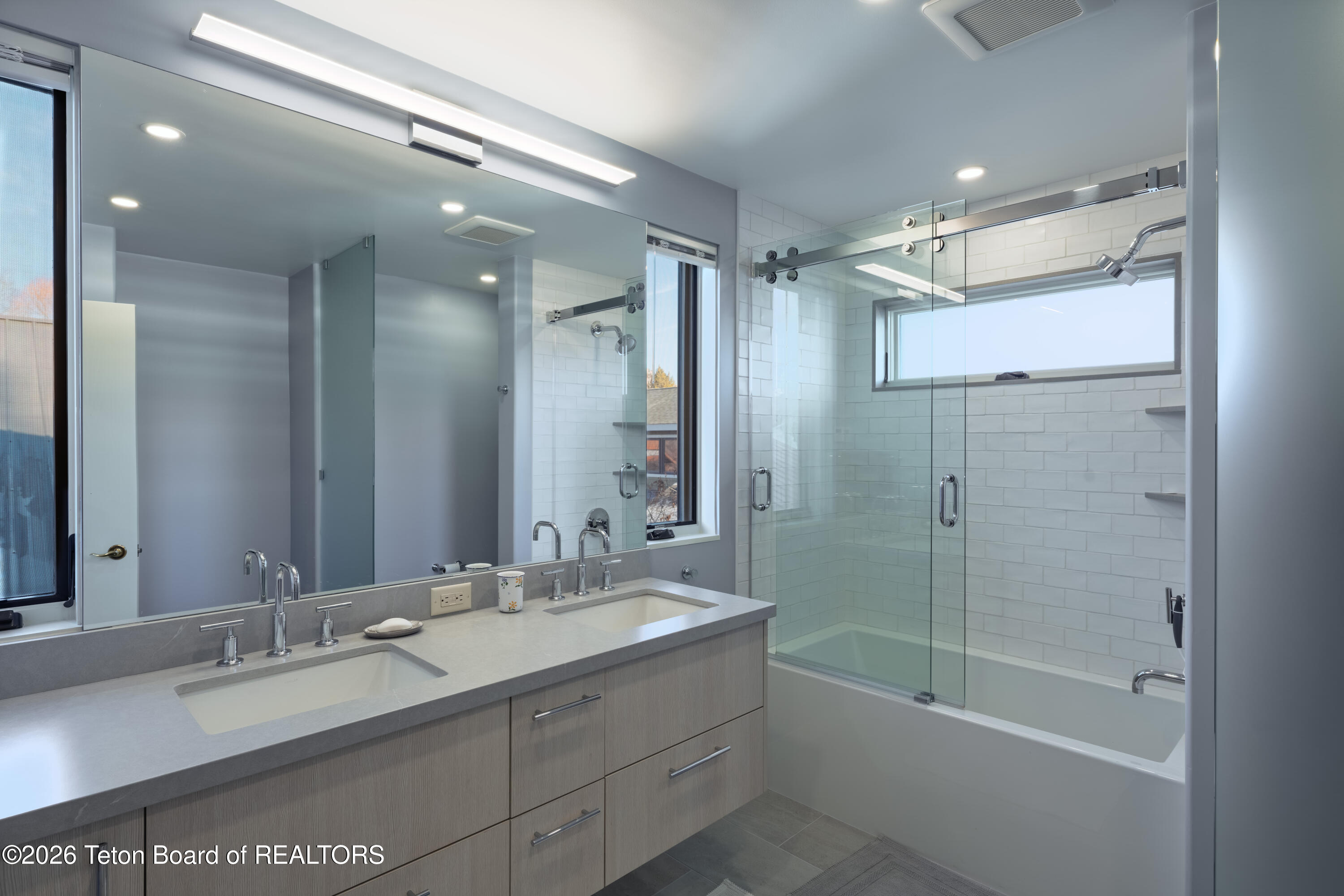 3016 Alpine View Lane Jackson, WY 83001 - Photo 11 of 21 3016AlpineView_JGPhoto-26