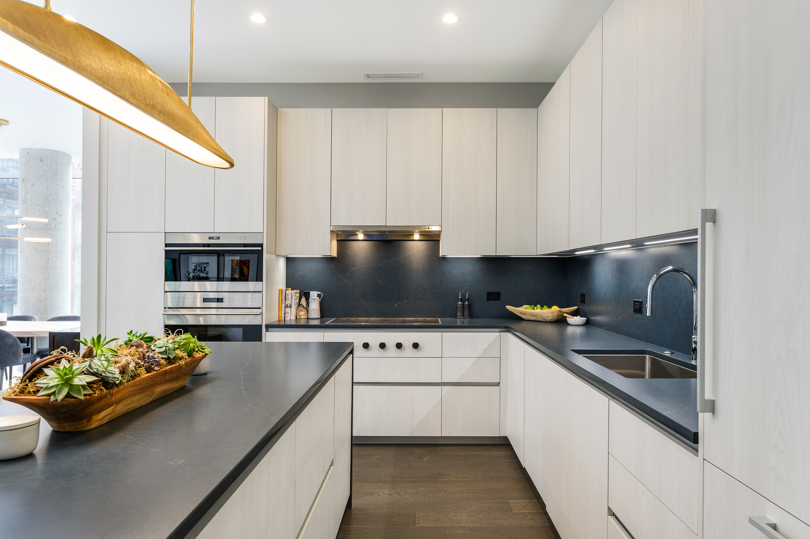 360 West Erie Street, Unit 3A Chicago, IL 60654 - Photo 5 of 16
