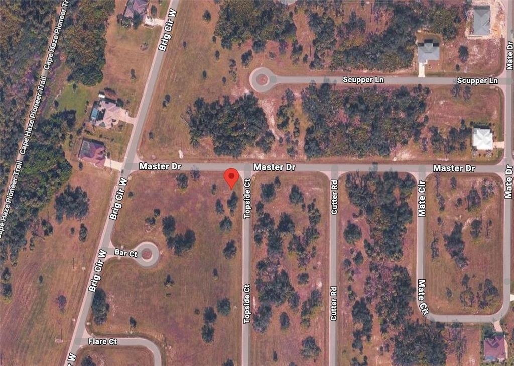 24 Topside Road Placida, FL 33946 - Photo 3 of 3 a bathroom with a bathtub and shower