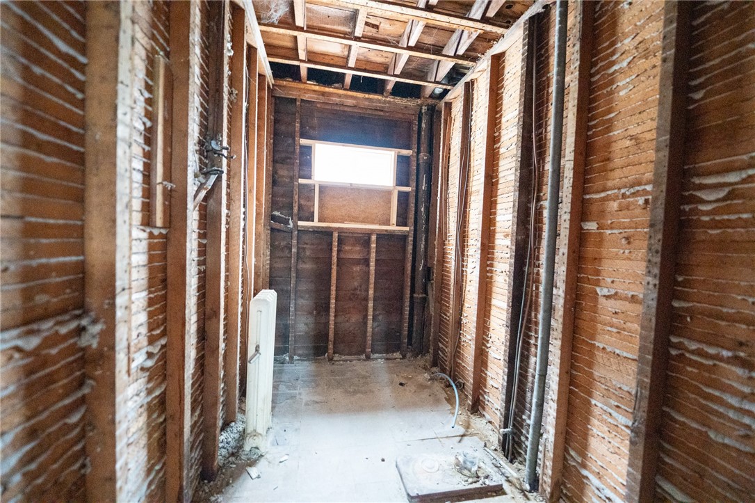 23 Spring Street Pawtucket, RI 02860 - Photo 25 of 37