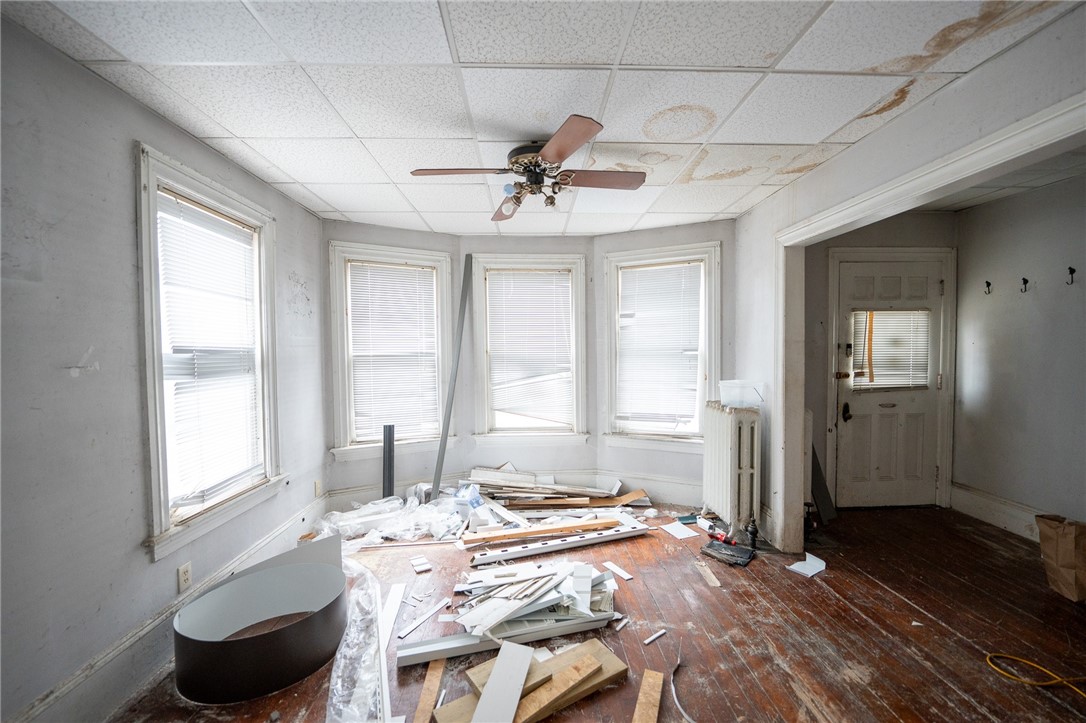 23 Spring Street Pawtucket, RI 02860 - Photo 7 of 37