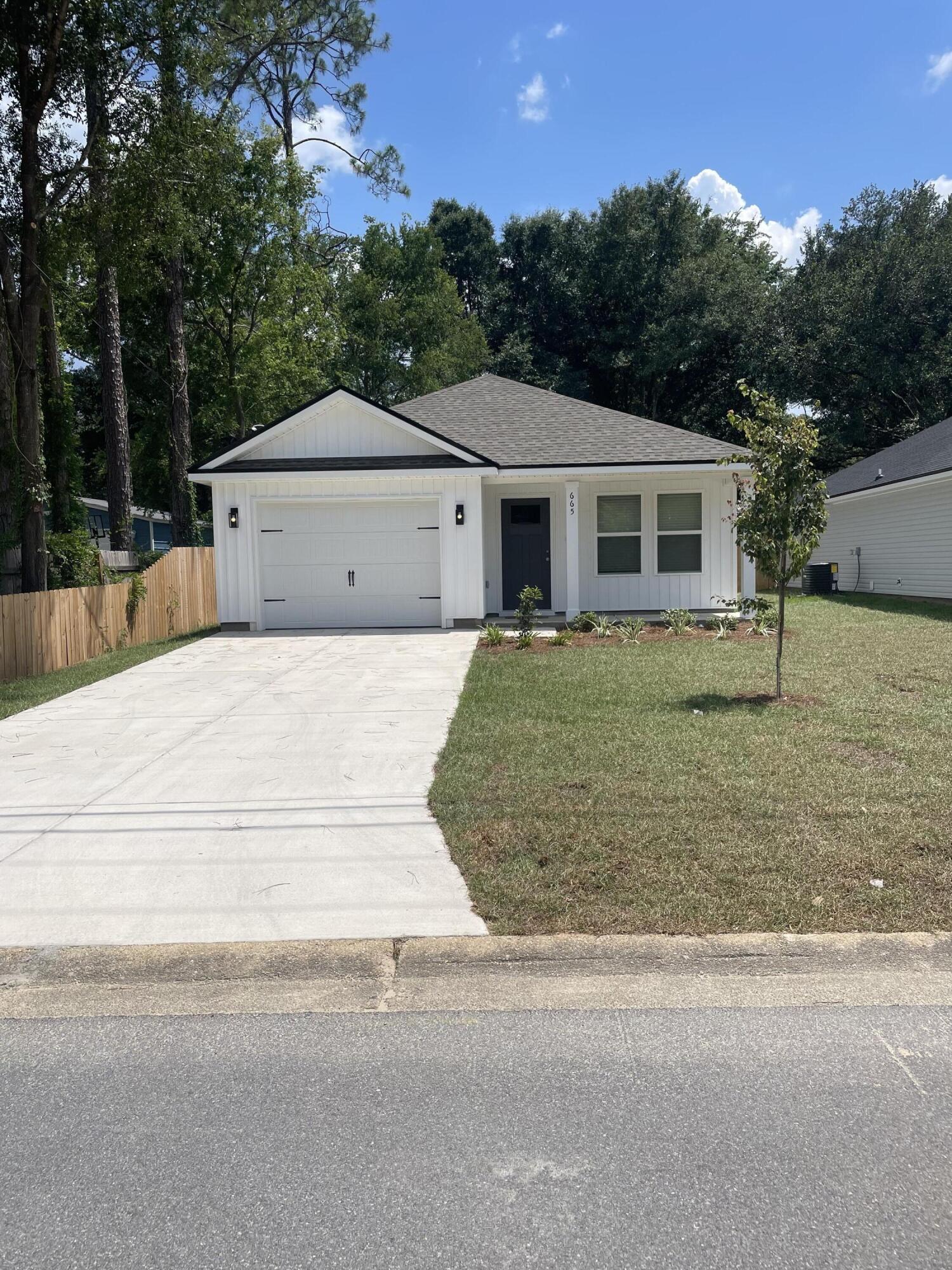 665 Lee Avenue Crestview, FL 32539 - Photo 17 of 17 665 Lee