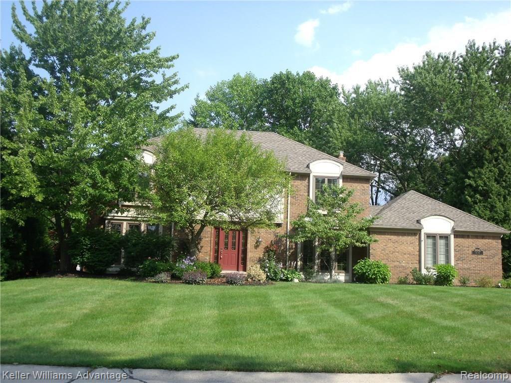 36941 Fox Run Farmington Hills, MI 48331 - Photo 1 of 49
