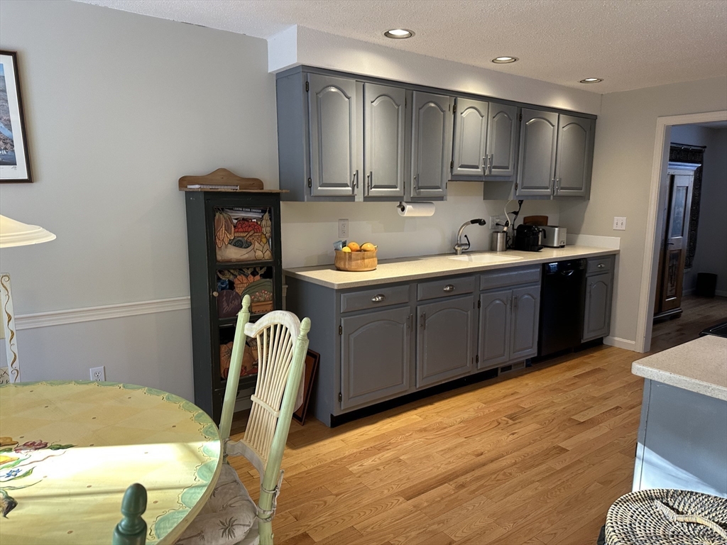 6 Greystone Drive, Unit 6 Middleton, MA 01949 - Photo 12 of 40