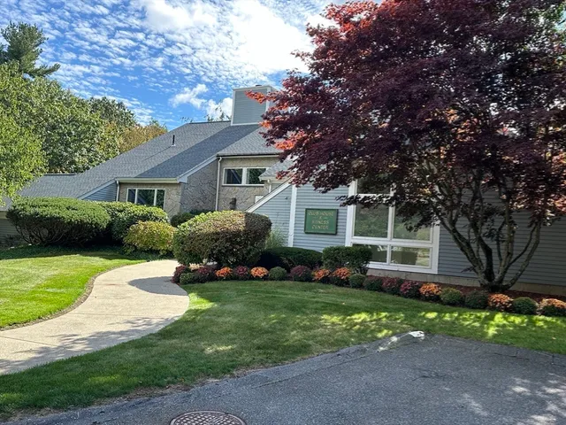 $719,000 | 6 Greystone Drive, Unit 6, Middleton, MA 01949