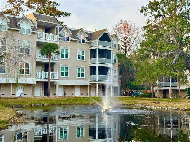 $2,500 | 156 Shady Brook Circle, Unit 301, St. Simons Island, GA 31522