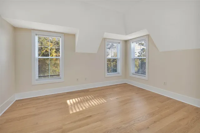 $2,500 | 156 Shady Brook Circle, Unit 301, St. Simons Island, GA 31522