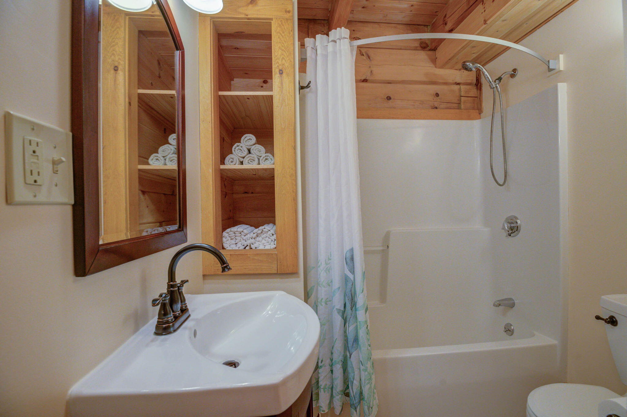 111 Mountain Road Raymond, ME 04071 - Photo 19 of 50 19-web-or-mls-pic-19