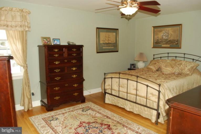 7822 Elba Road Alexandria, VA 22306 - Photo 7 of 23 Master Bedroom