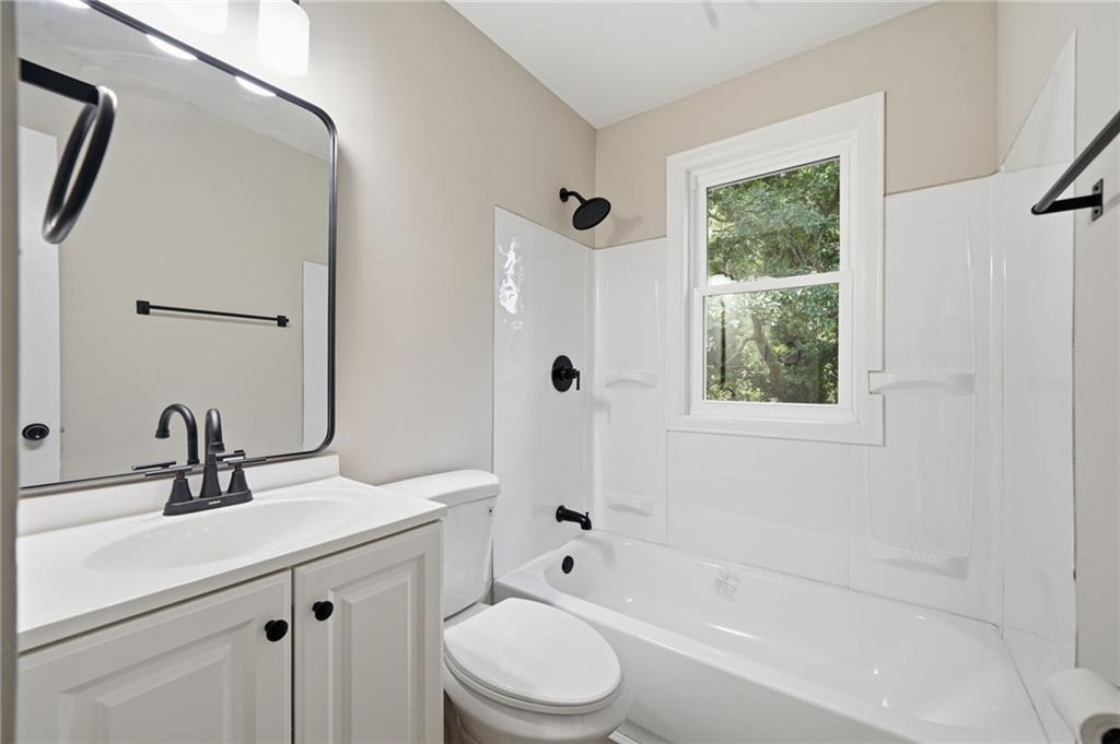 4913 Bartlett Road Forest Park, GA 30297 - Photo 16 of 30