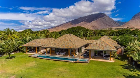 $7,900,000 | 11-505 Highway 30, Lahaina, HI 96761