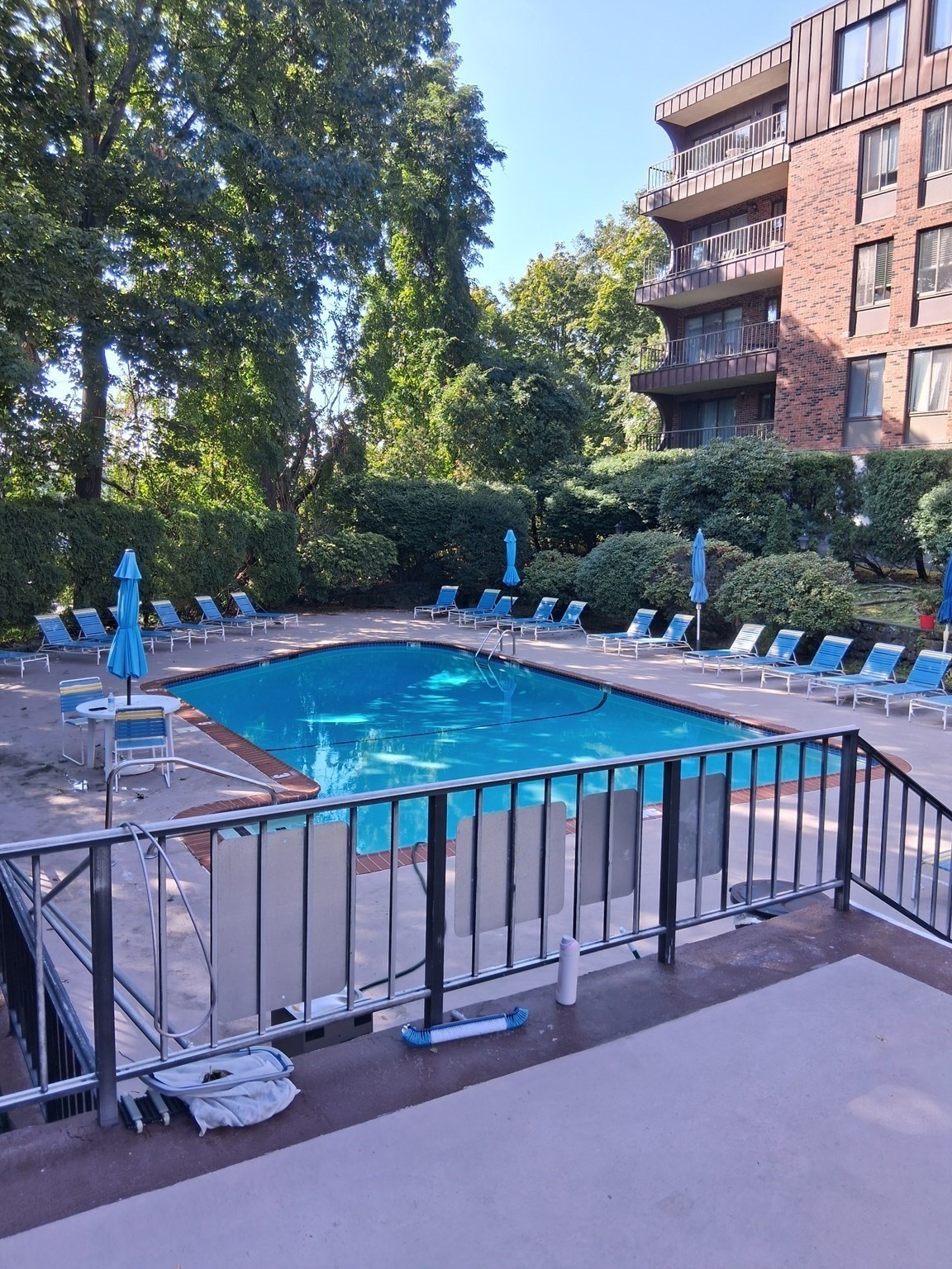 1004 Paradise Road, Unit 2M Swampscott, MA 01907 - Photo 19 of 23 Gallery Image 19