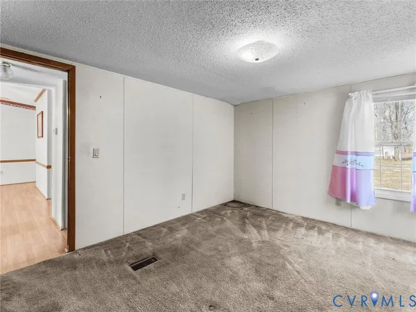 $280,000 | 1349 Whispering Road, Dillwyn, VA 23936