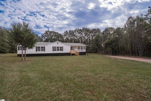 $2,200 | 296 Fish Camp Road, Easley, SC 29642