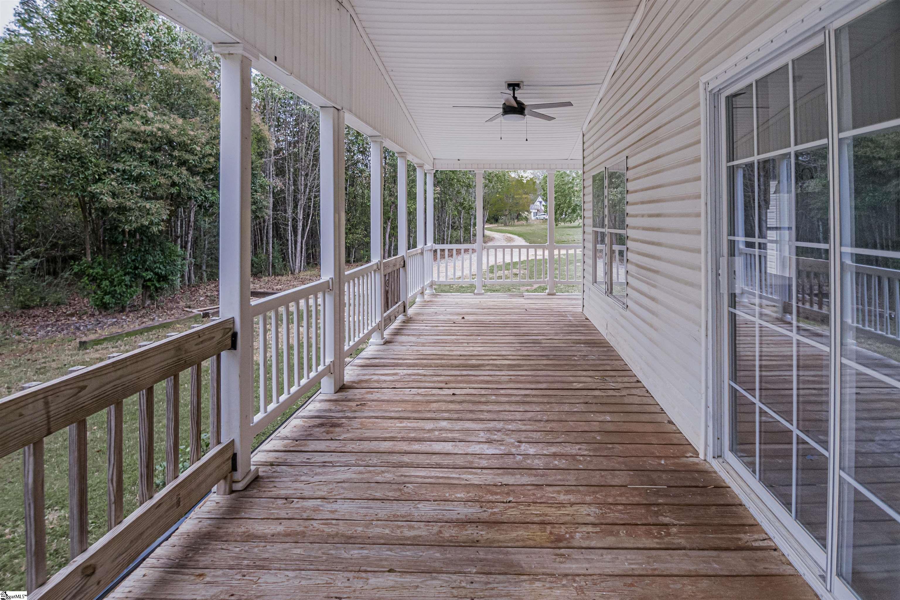 296 Fish Camp Road Easley, SC 29642 - Photo 5 of 36