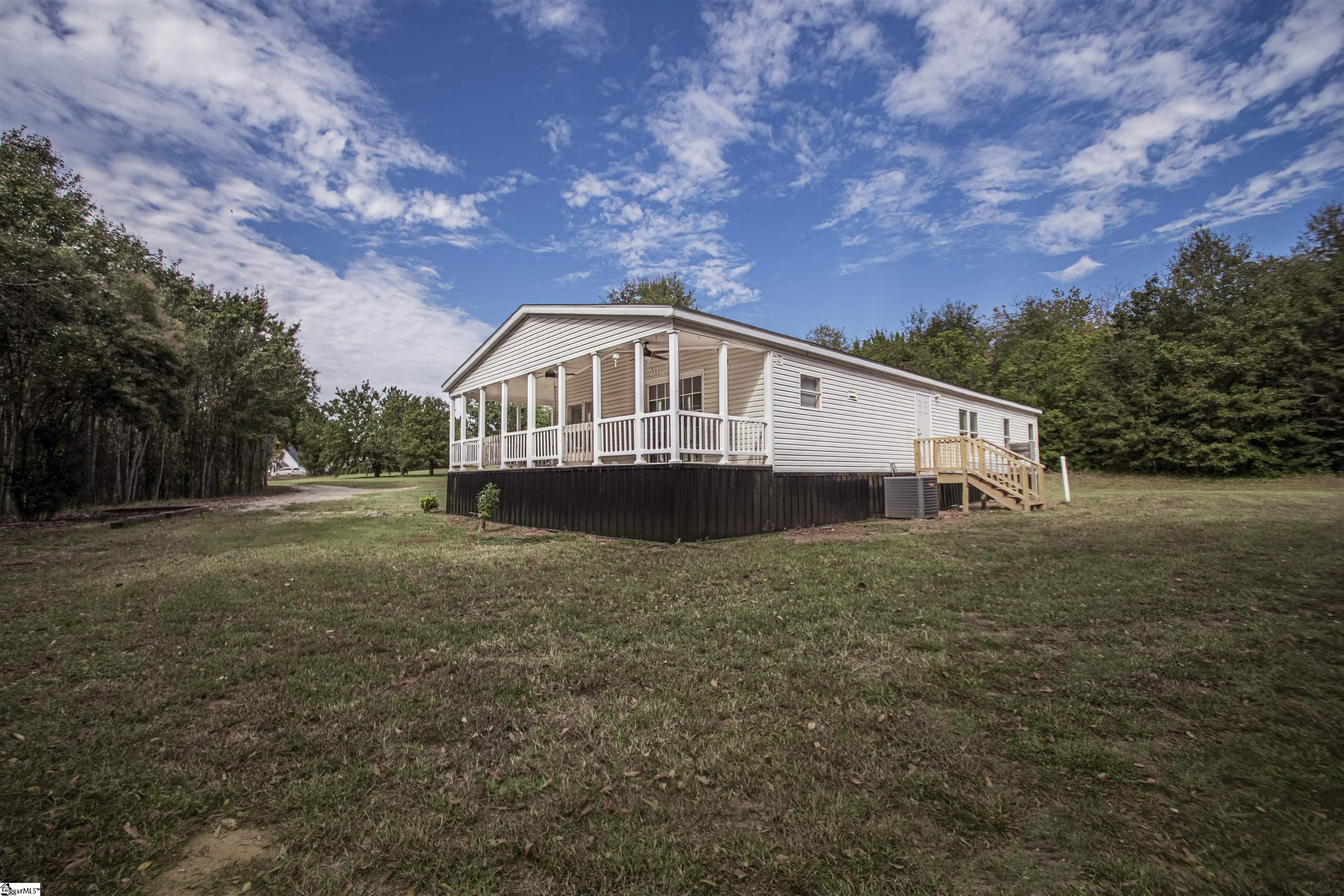 296 Fish Camp Road Easley, SC 29642 - Photo 6 of 36