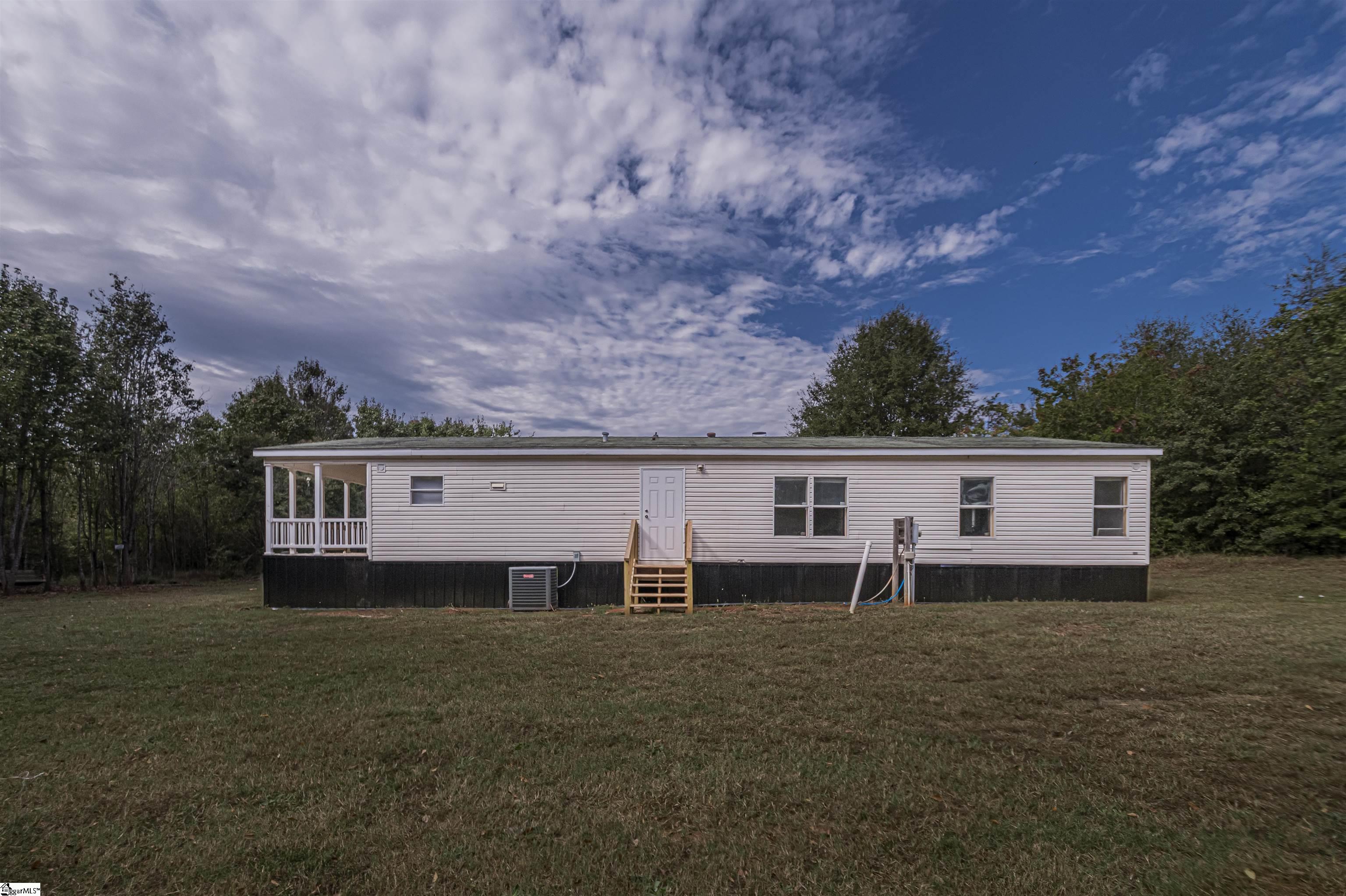 296 Fish Camp Road Easley, SC 29642 - Photo 7 of 36