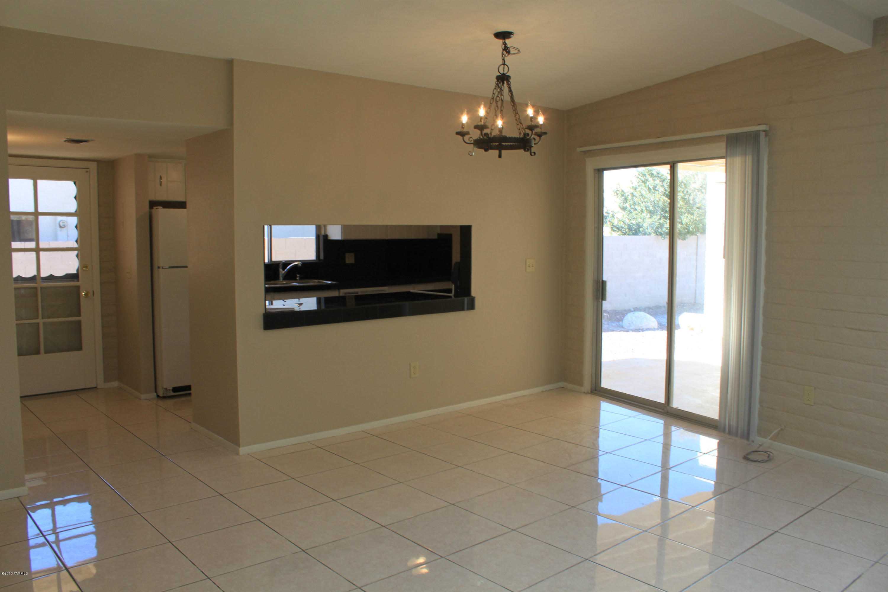 8722 East Ridge Terrace Tucson, AZ 85710 - Photo 9 of 17 Gallery Image 9