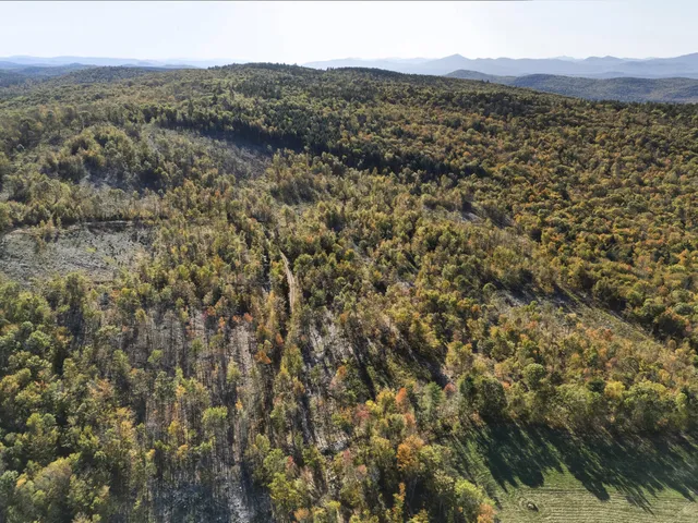 $375,000 | 1 Beech Hill Road, Waterford, ME 04088