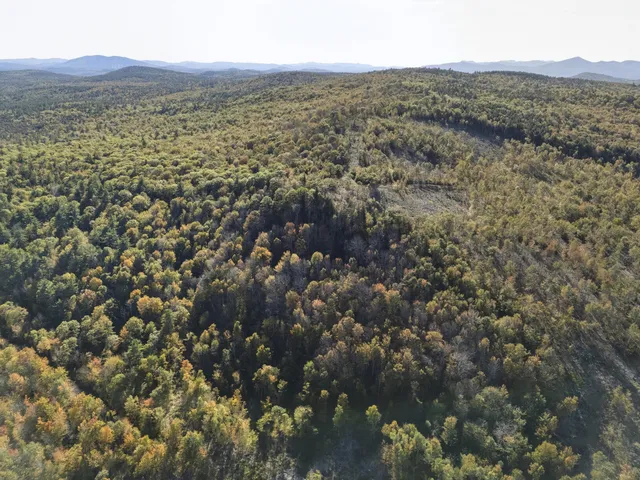 $375,000 | 1 Beech Hill Road, Waterford, ME 04088